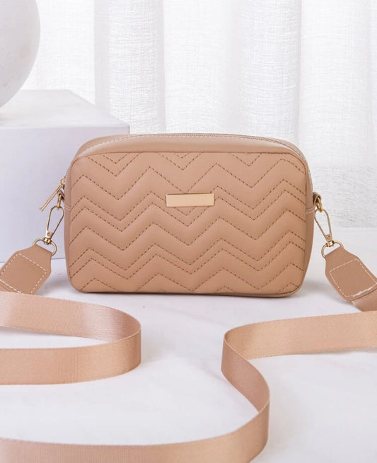 1pc Tan Striped Quilted Solid Color Crossbody Bag For Women, Fashionable Versatile Shoulder/Diagonal Camera Bag With Gold Metal Decor